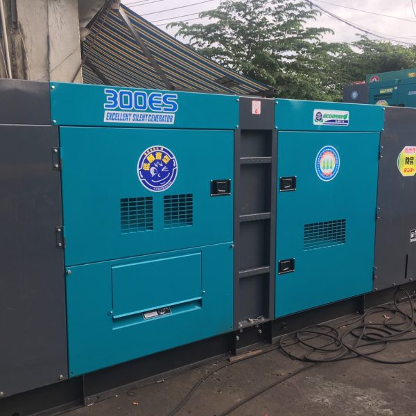 Máy phát điện KOMATSU 300KVA động cơ S6D125E-2-A