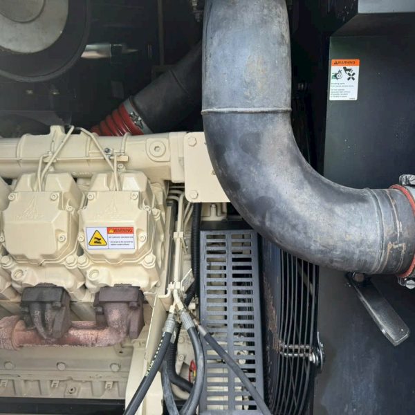 Máy phát điện Kohler 600kVA cũ chạy dầu 3 pha giá rẻ